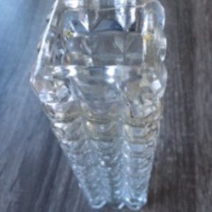 Bud vase